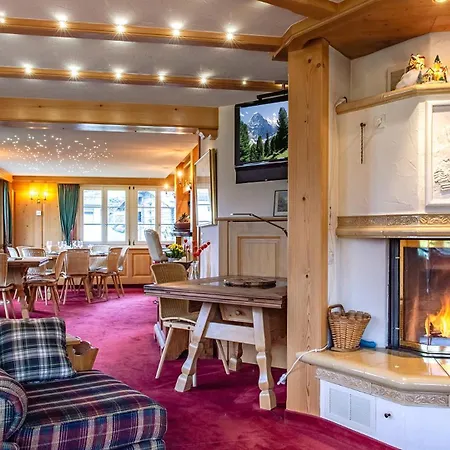 Villa Am Renn Chalet 8br - What'app - 0034-656-619-782 - For Reservations! Grindelwald